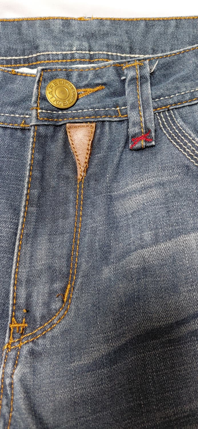 디스퀘어드2 레드탭 & 가죽 스티치 포인트 워싱진 (W34 L33) 상품이미지10