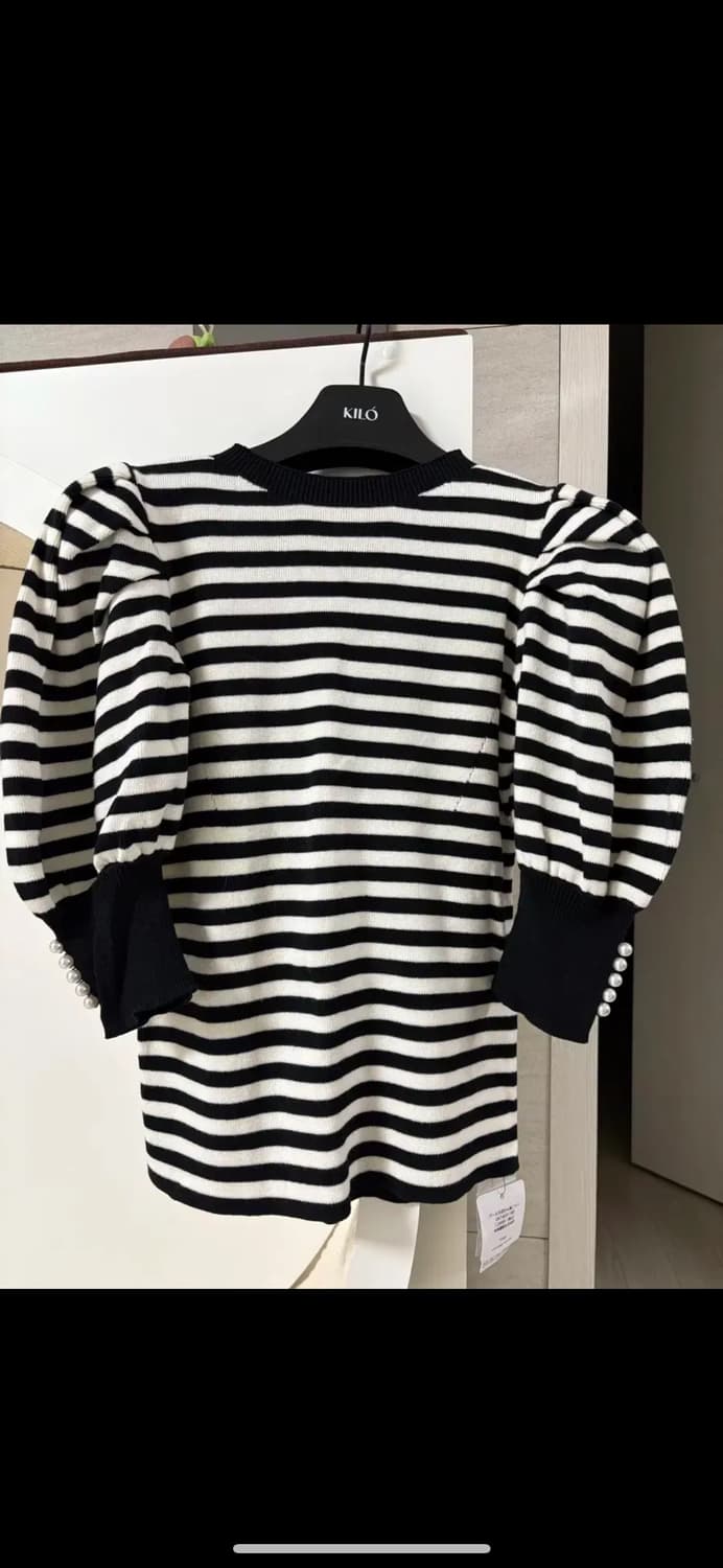 스트라이프 퍼프 진주 니트 상품이미지1