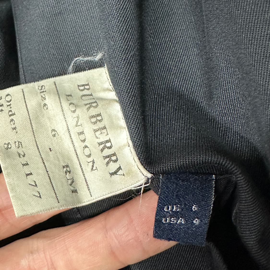 버버리 여성 블랙 트렌치코트  상품이미지6