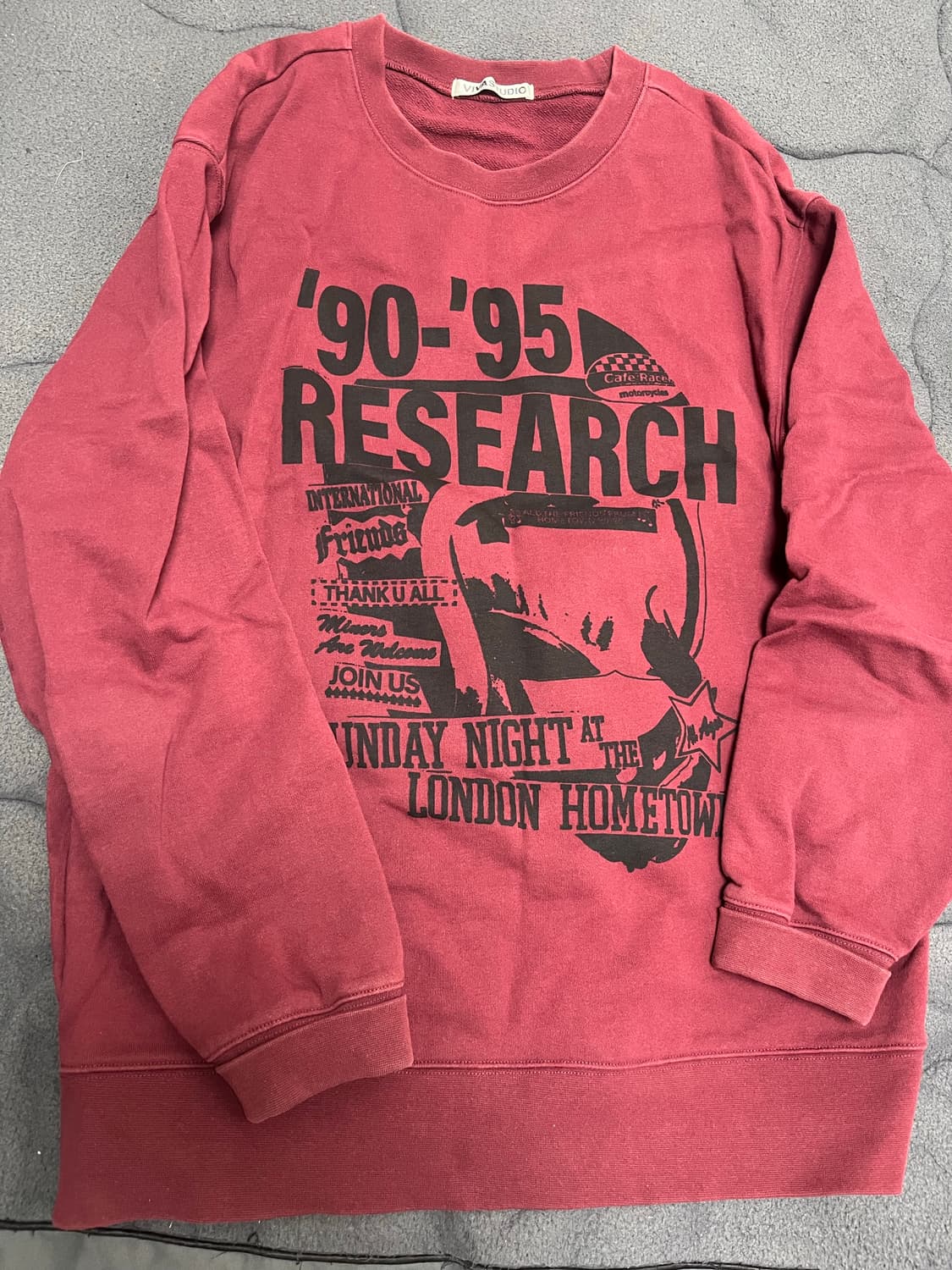 [XL] 비바스튜디오 버건디 맨투맨 상품이미지1