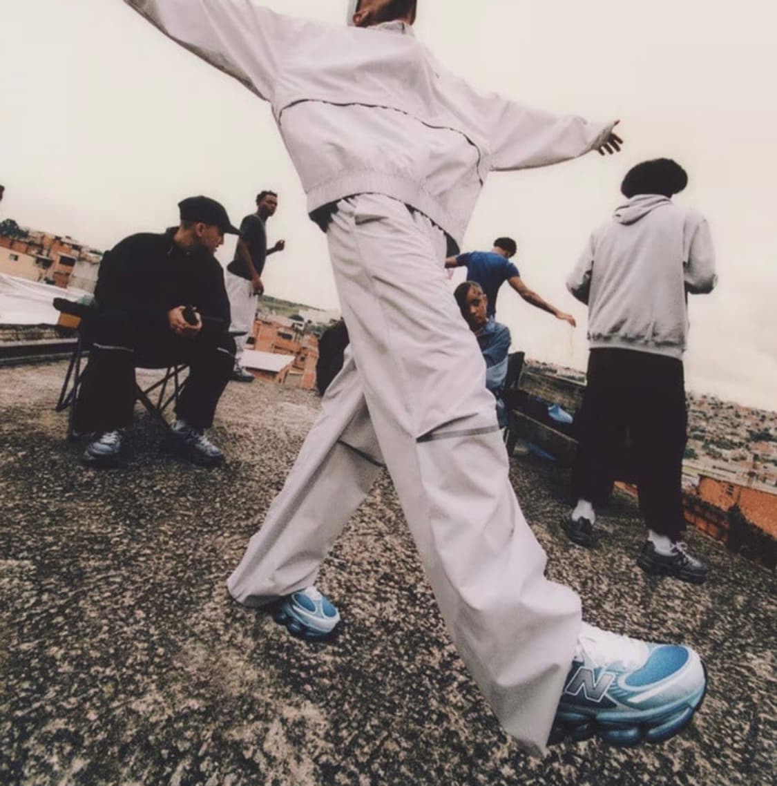 뉴발란스 2000 앱졸브 블루 240 나이키 살로몬 아식스 온러닝 베이프 상품이미지3