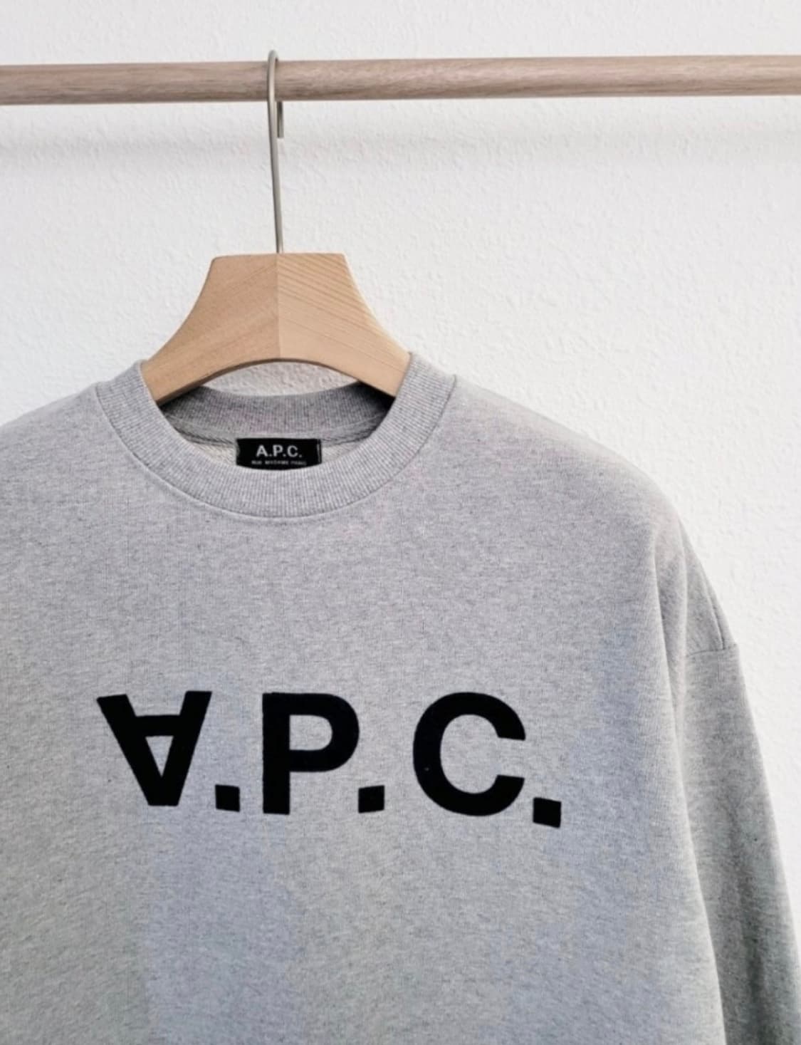 (새상품/XL)아페쎄 V.P.C. 로고 맨투맨 그레이 상품이미지4