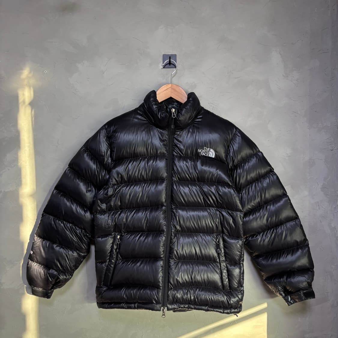 노스페이스 700 퍼텍스 구스다운 패딩 검정 상품이미지1