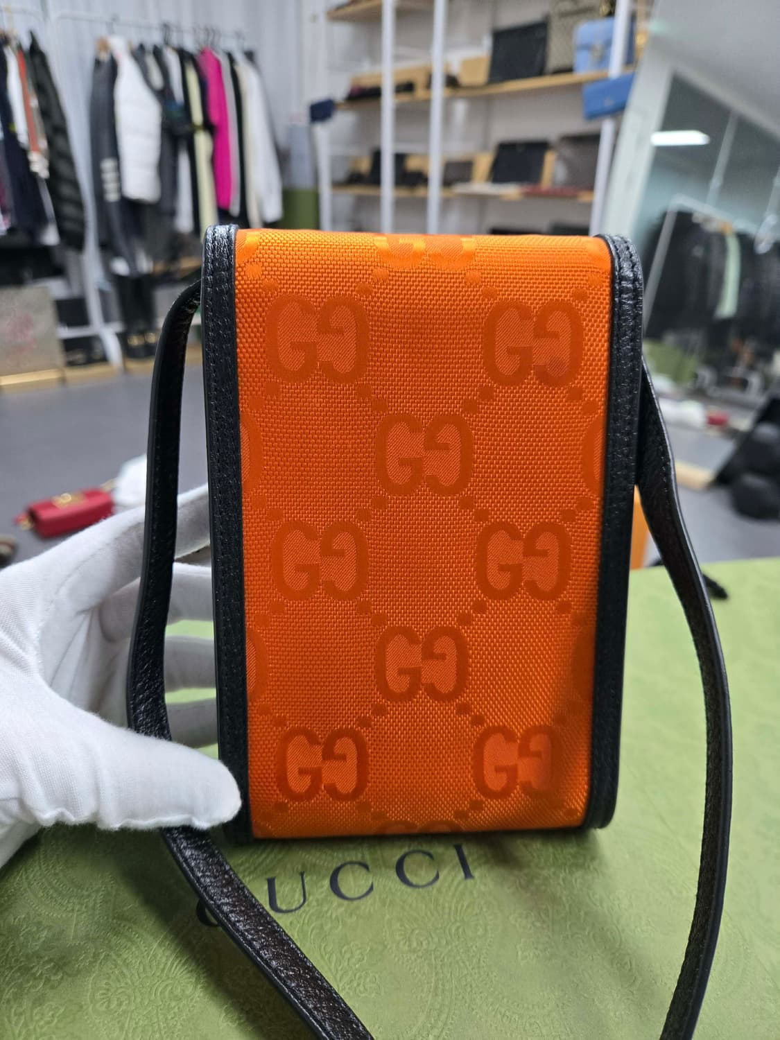 [40%할인] 구찌 오프더그리드 폰홀더백 상품이미지3