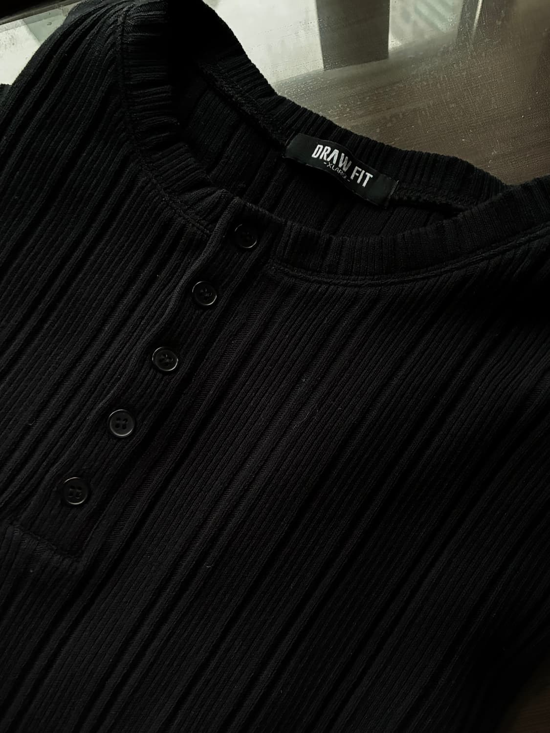 (XL) 드로우핏 만재 콜라보 리브드 헨리넥  반팔 티셔츠 BLACK 상품이미지9