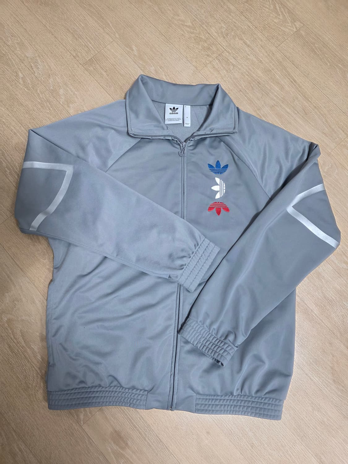 아디다스 리플렉티브 메탈 트랙탑 그레이 상품이미지1