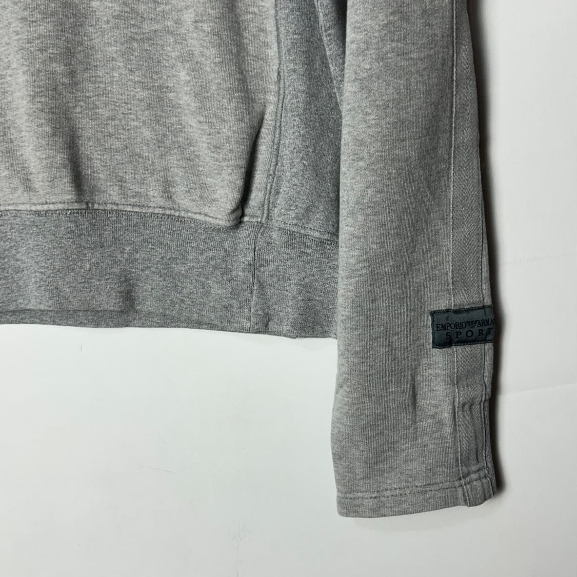 [Emporio Armani] 엠포리오 아르마니 스포츠 로고 맨투맨 상품이미지4