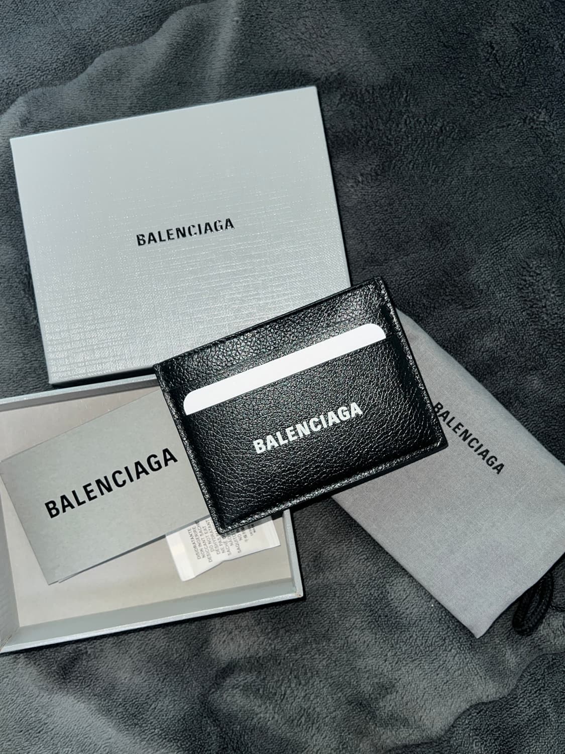 발렌시아가 카드 지갑 상품이미지1