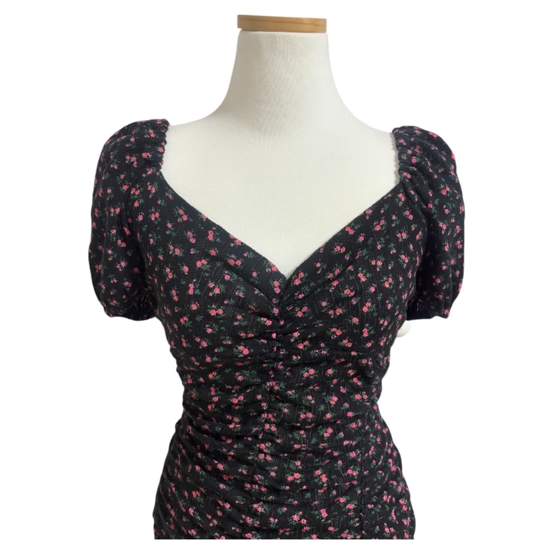 스토레츠 플라워 셔링 미니원피스 / 정가 10만원대  상품이미지2