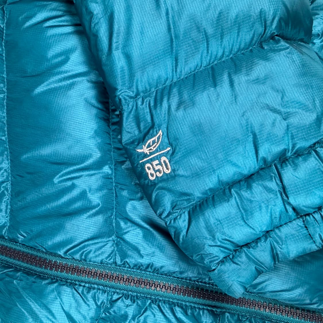 엘엘빈 구스다운 경량 패딩 자켓 상품이미지4