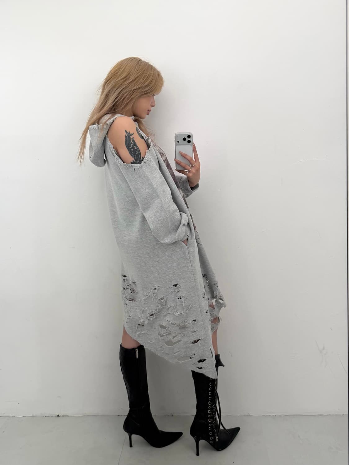 디스트레스 그레이 언발 후드 원피스  상품이미지2