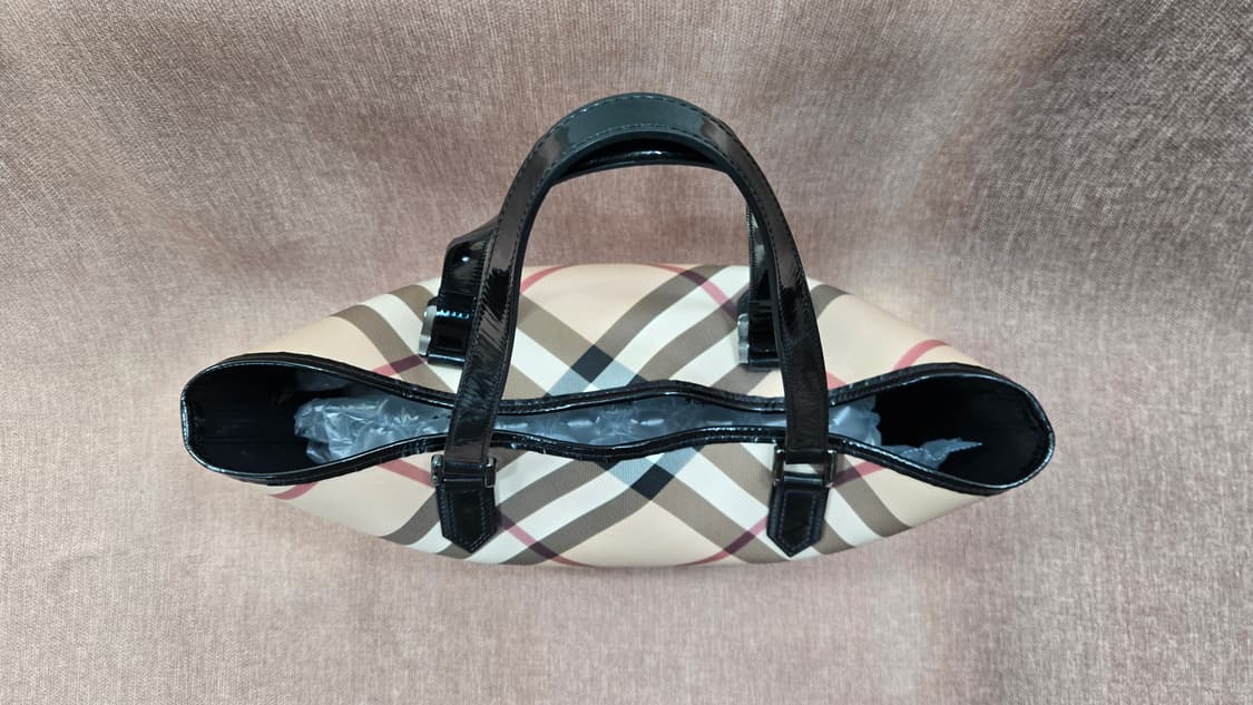 버버리 정품 노바 체크 토트 숄더백- 코팅된 캔버스 베이지색 오트  상품이미지3