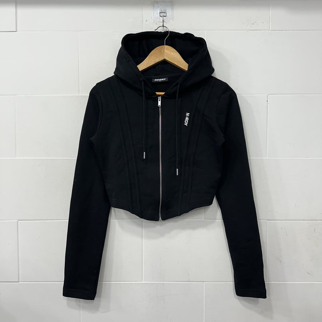 널디 크롭 후드집업M 상품이미지1