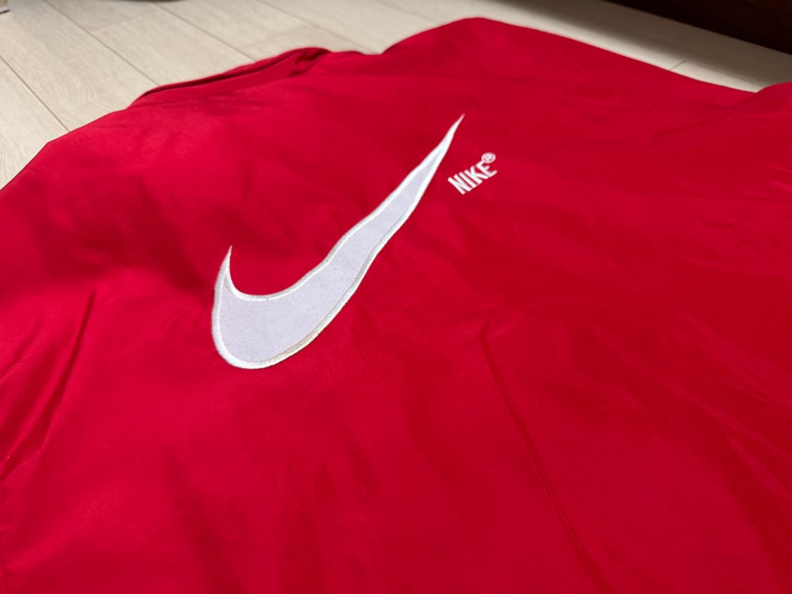 나이키 솔로스우시 바람막이  상품이미지4