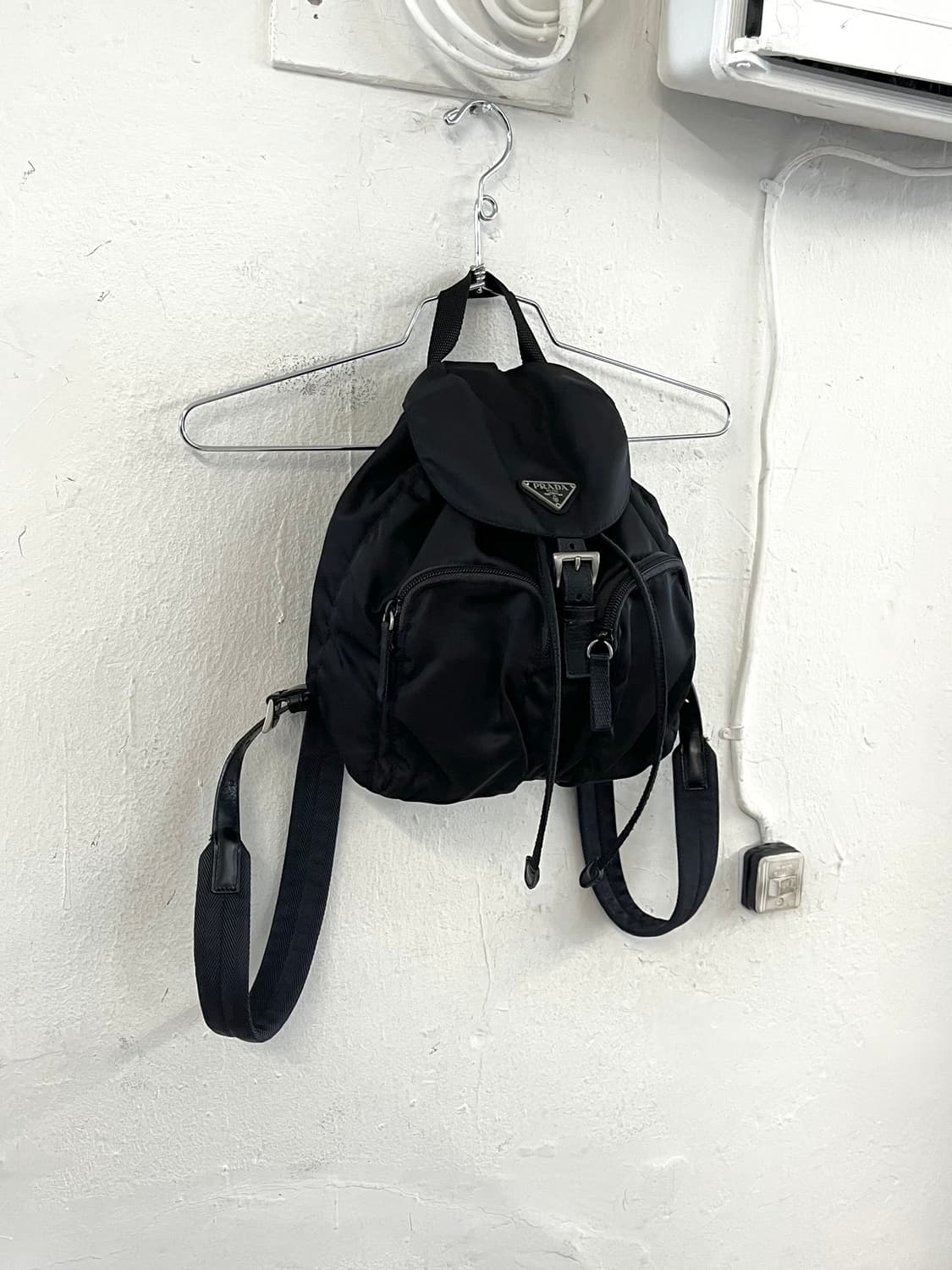 프라다 리나일론 더블 포켓 스몰 백팩 상품이미지2