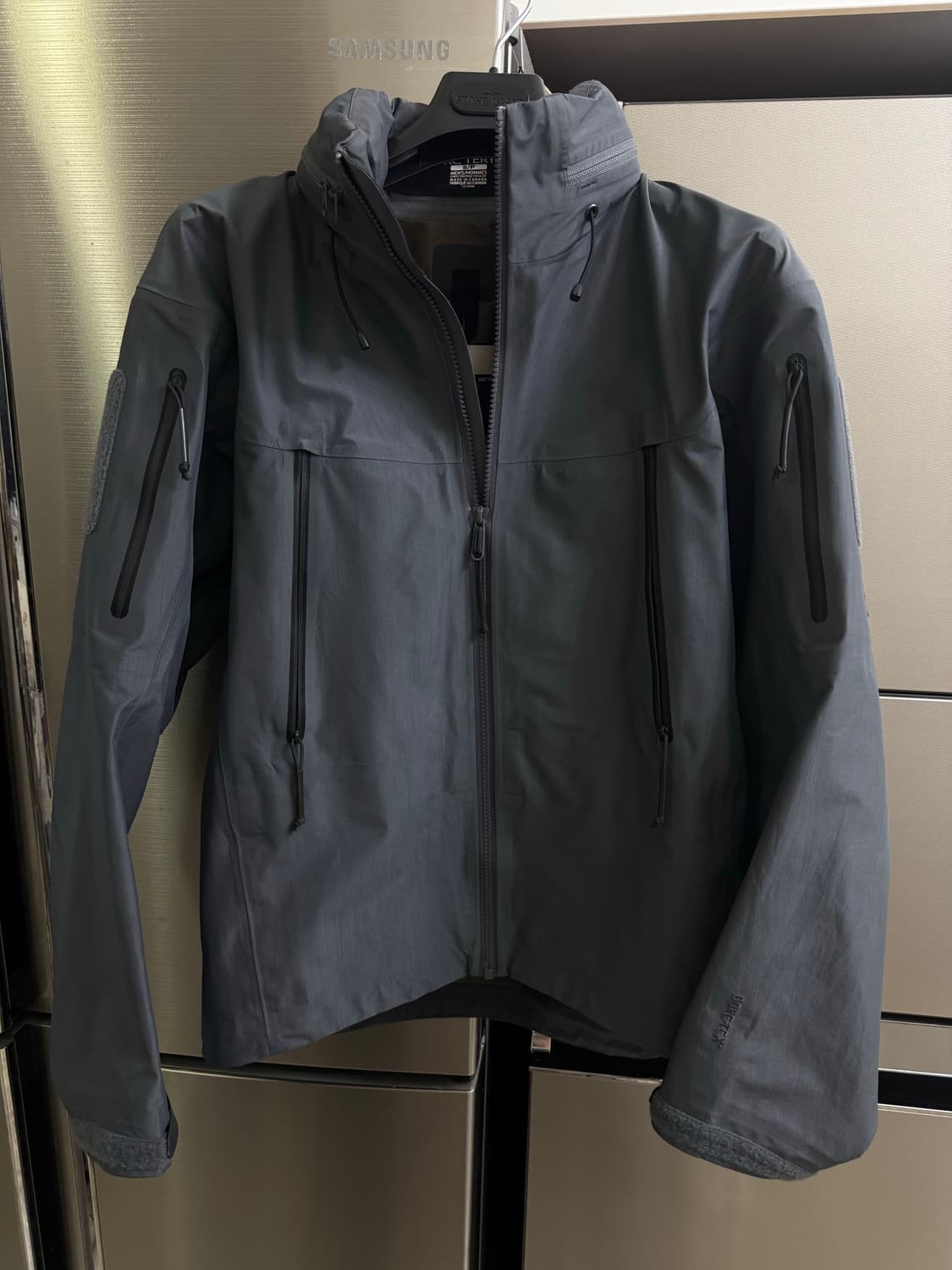 아크테릭스 리프 알파 자켓 gen2 울프그레이 상품이미지1