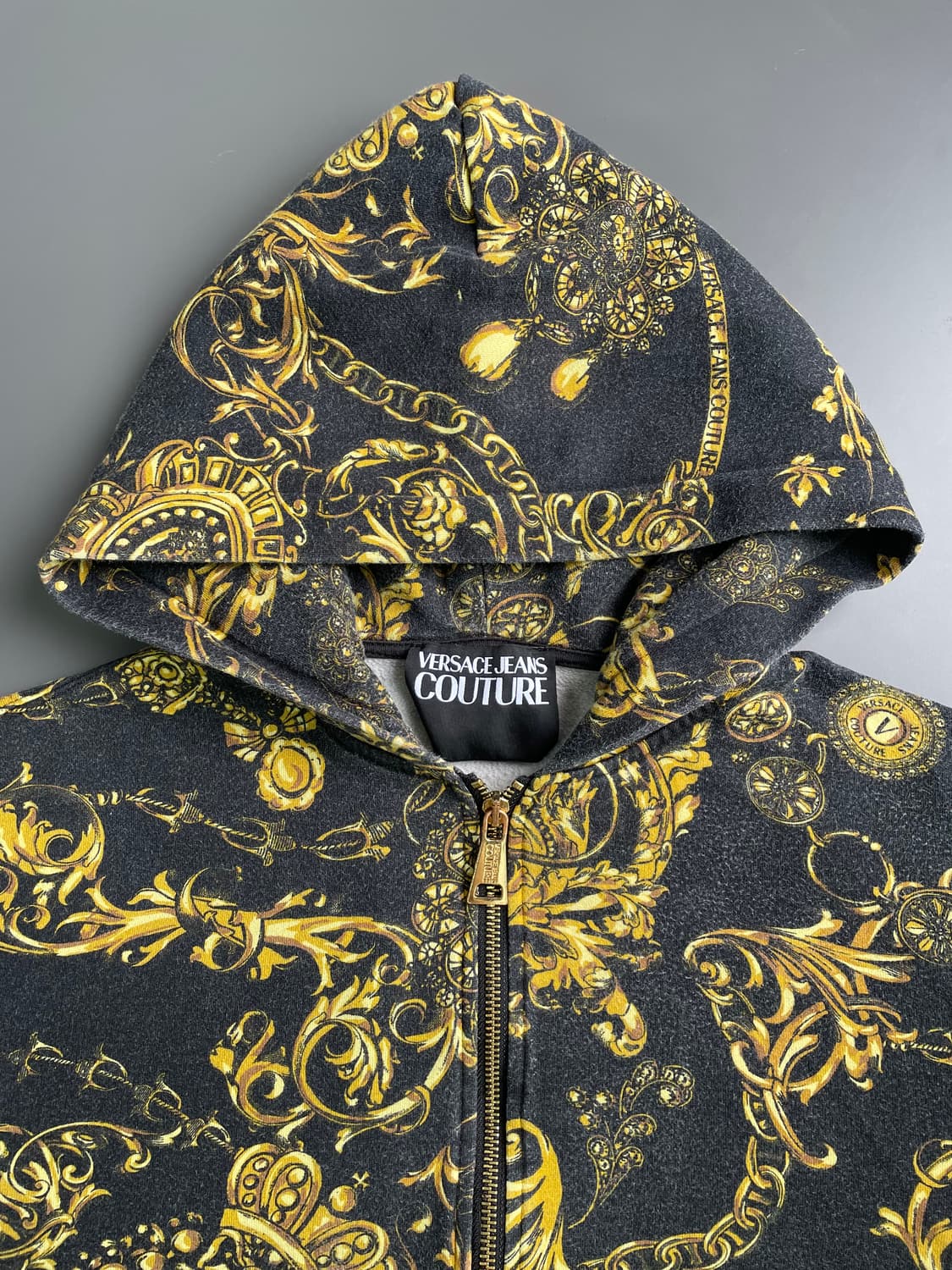 [L] 베르사체 꾸뛰르 바로크 패턴 프린팅 후드 집업 팬츠 셋업 상품이미지10