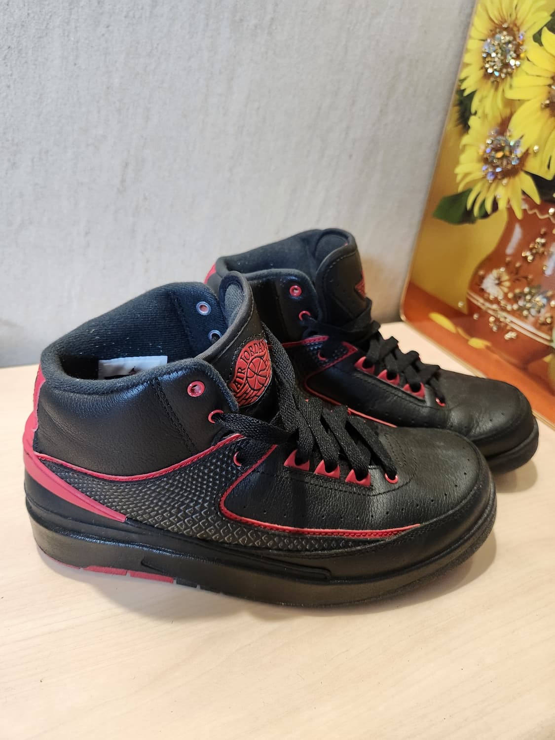 나이키 에어 조던 2 레트로 블랙 레드 (24cm) 🏀 한정판 감성 상품이미지2