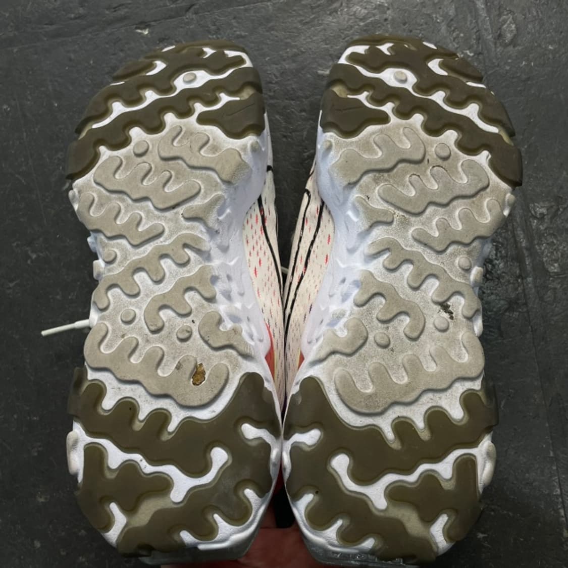 255 나이키 리액트 비전  상품이미지5