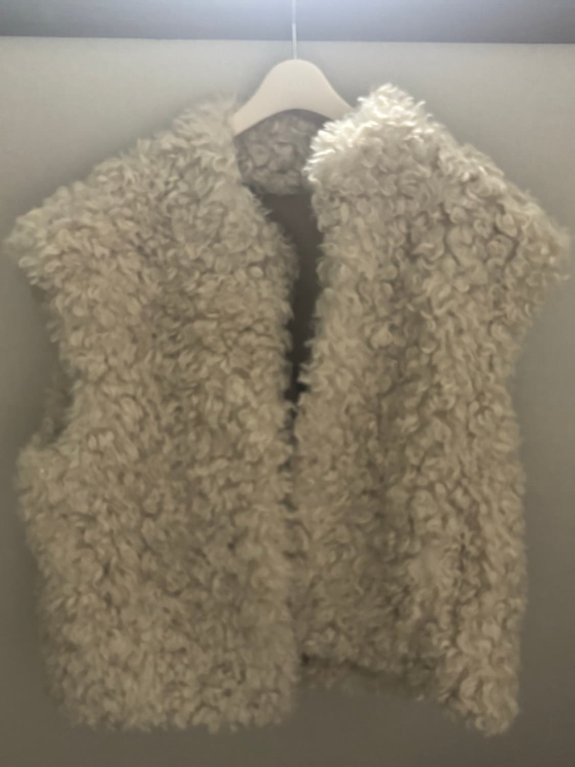 유메르 푸시아 퍼 베스트 팝니다 상품이미지1