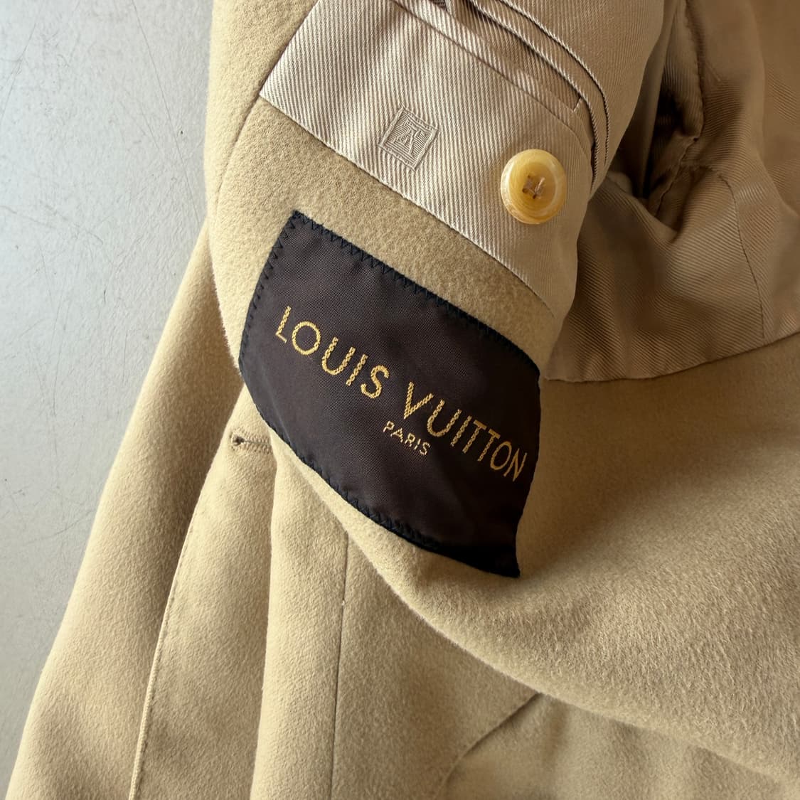 루이비통 05fw 캐시미어100 카멜 더블 브레스티드 코트 상품이미지7