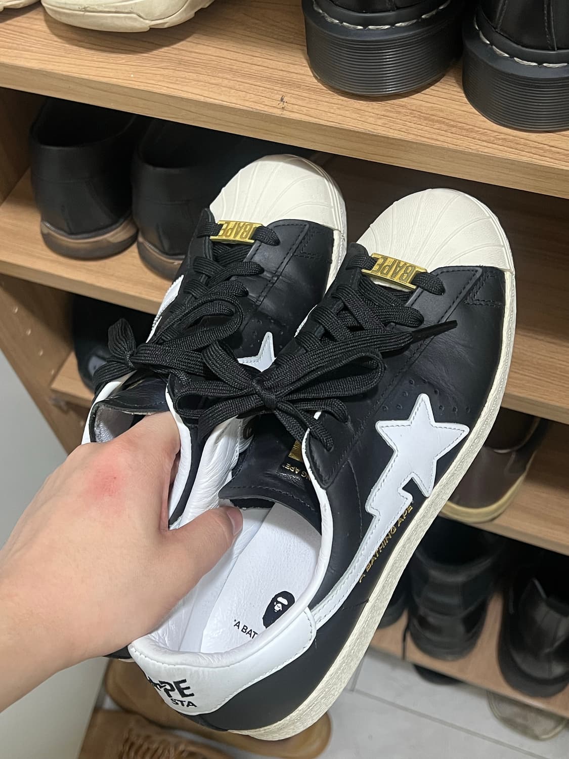 [255] 아디다스 x 베이프 슈퍼스타 80s 코어 블랙 오프 화이트 상품이미지2