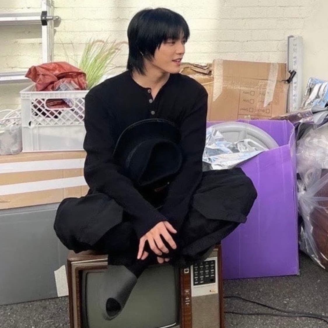 [XL] 크롬하츠 세메터리 크로스 헨리넥 와플 니트 블랙 상품이미지2