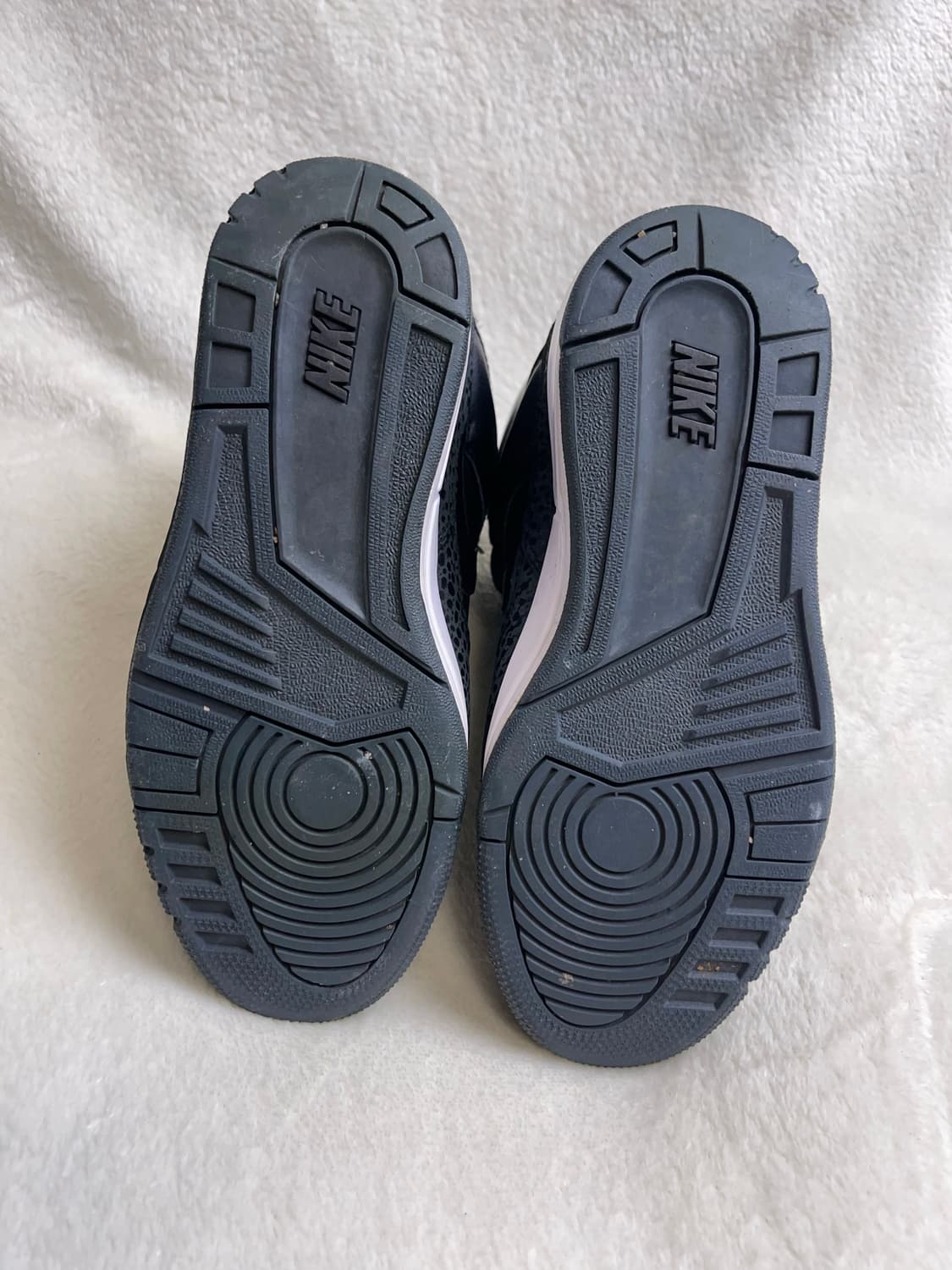 [235-240] 나이키 에어 레볼루션 스카이 하이 상품이미지7