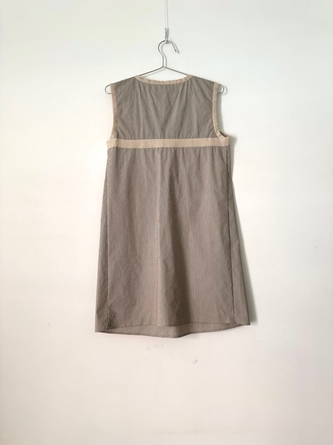 PHILOSOPHY pearl strap sleeveless blouse 상품이미지3