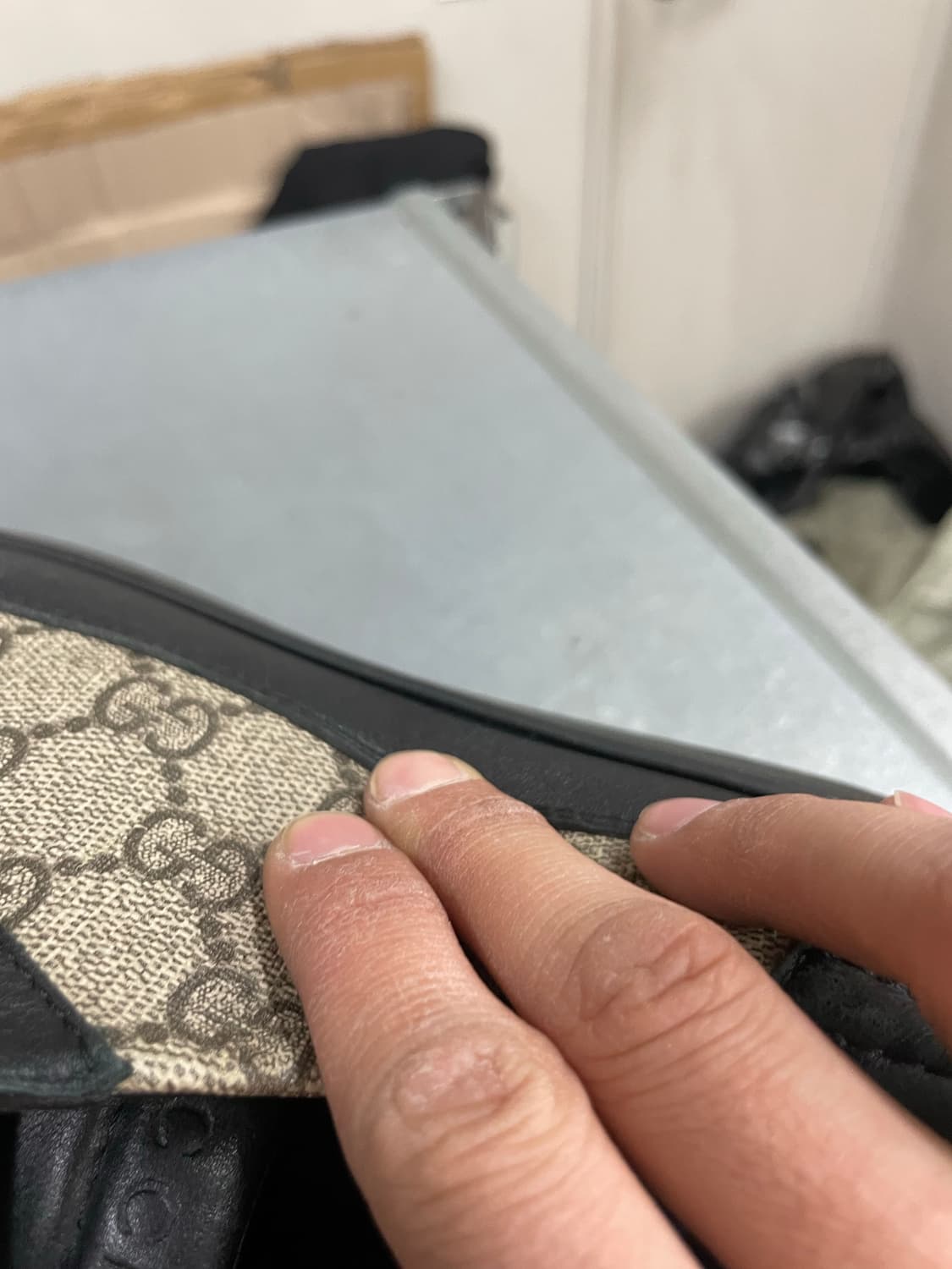 구찌 GG 수프림 로우탑 스니커즈 7 상품이미지9