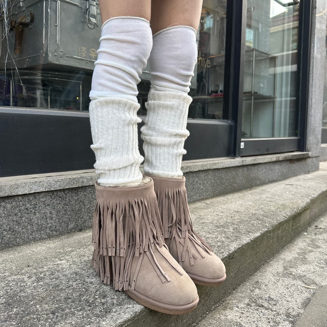 00s 프린지 & 스터드 웨지 쿨라부라 어그 부츠 상품이미지7