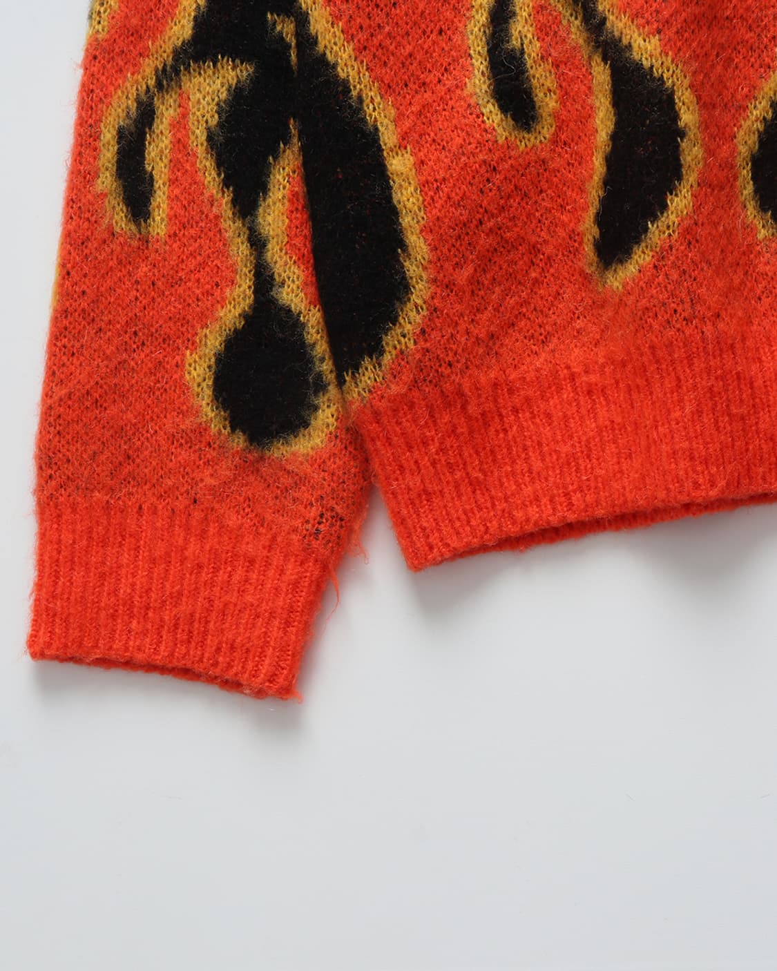 빔즈 BEAMS 7G Fire Shaggy Crewneck knit 상품이미지7