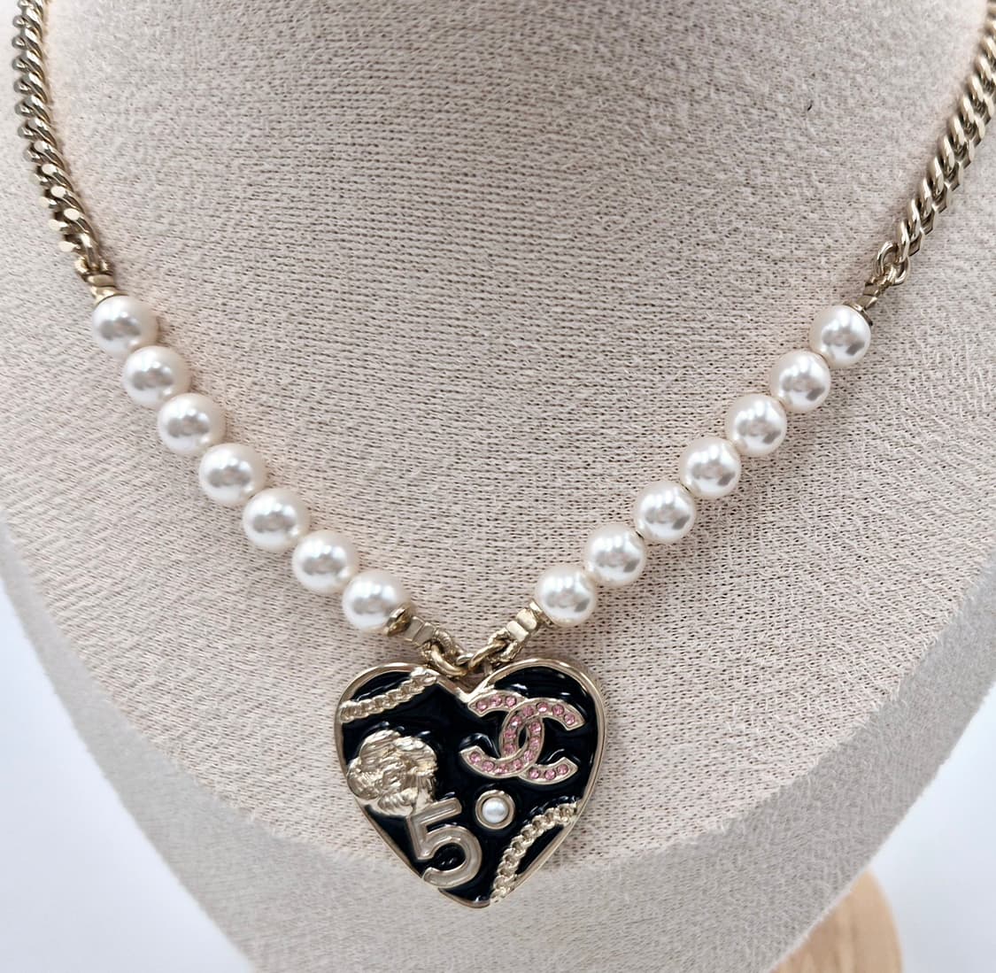 샤넬 하트 진주 목걸이 상품이미지4