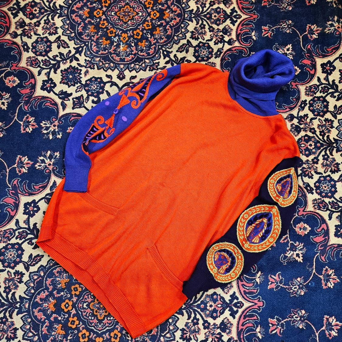 지아니 베르사체 시그니쳐 메두사 패지드 하이넥 울 니트 42 상품이미지1