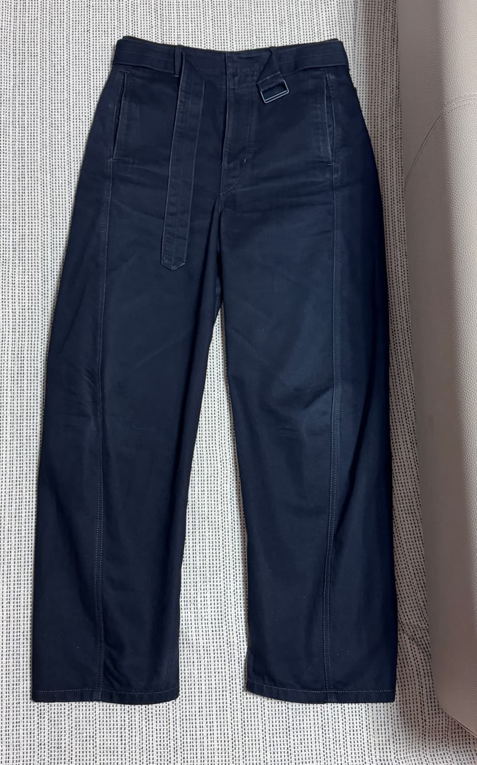 [S]르메르 벨티드 트위스티드 팬츠 블랙 상품이미지1