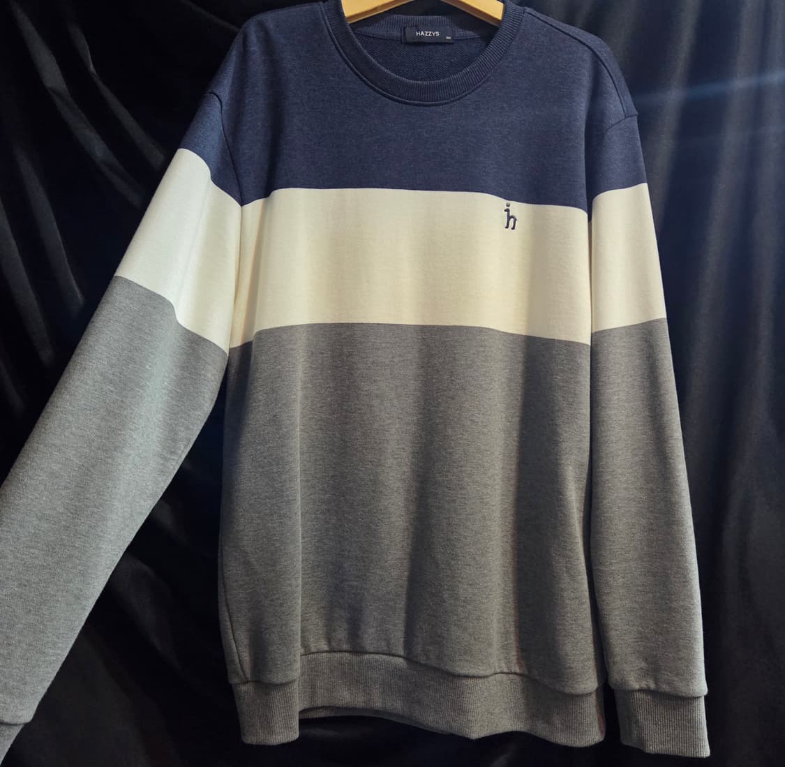 헤지스 삼색 컬러 블록 맨투맨 상품이미지1