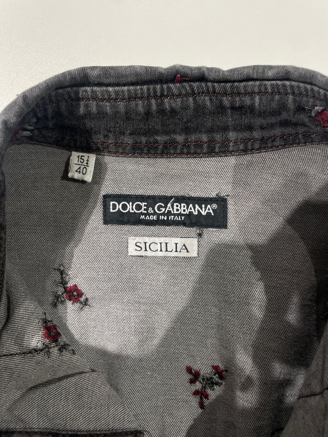 돌체 앤 가바나 흑청 플라워 자수 스냅 버튼 데님 셔츠 상품이미지7