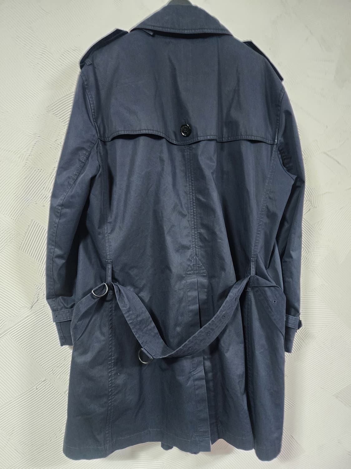 국내매장 정품 버버리 남자 네이비 트렌치코트L 상품이미지2