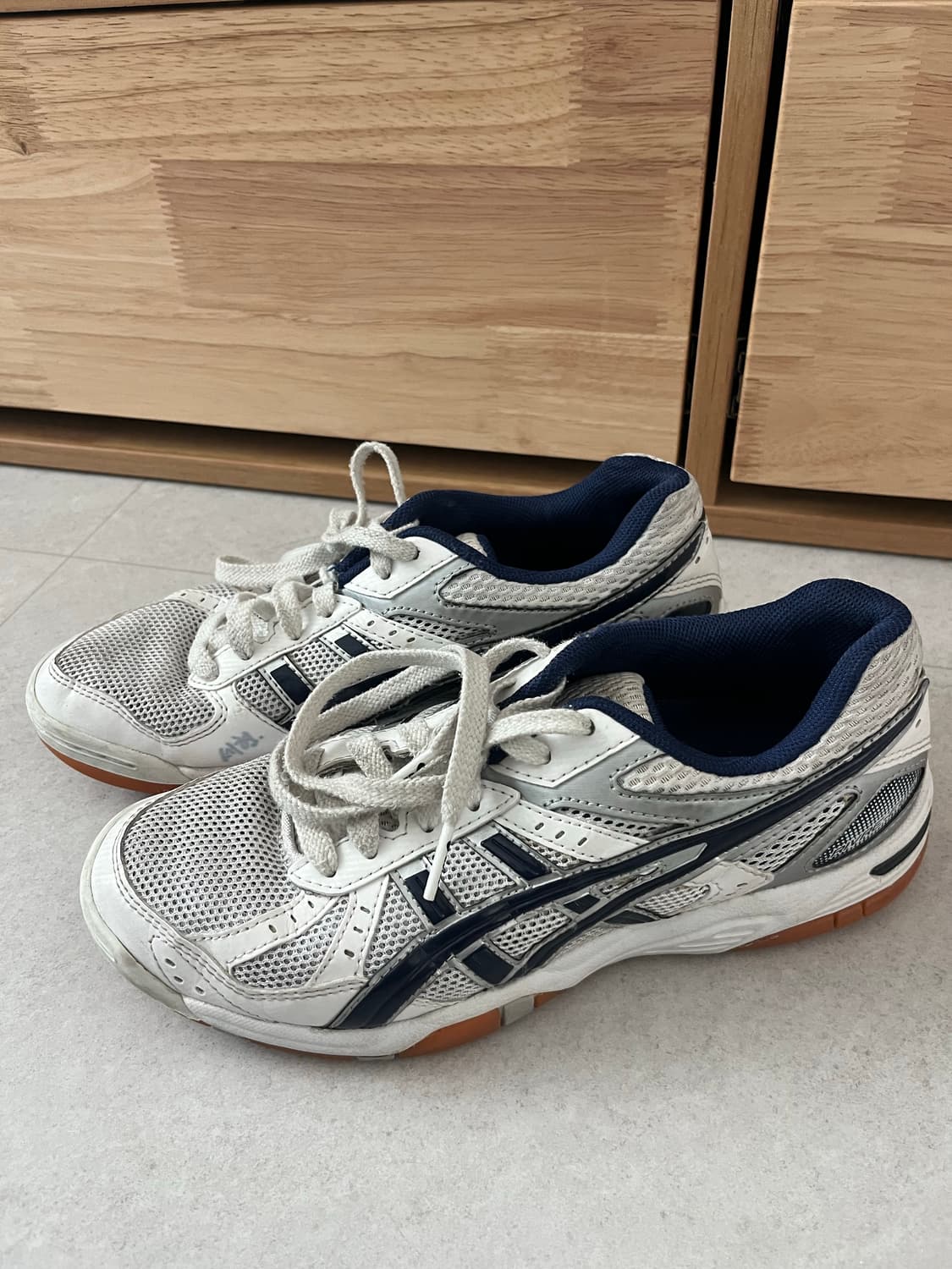 아식스로테리브레240 상품이미지1