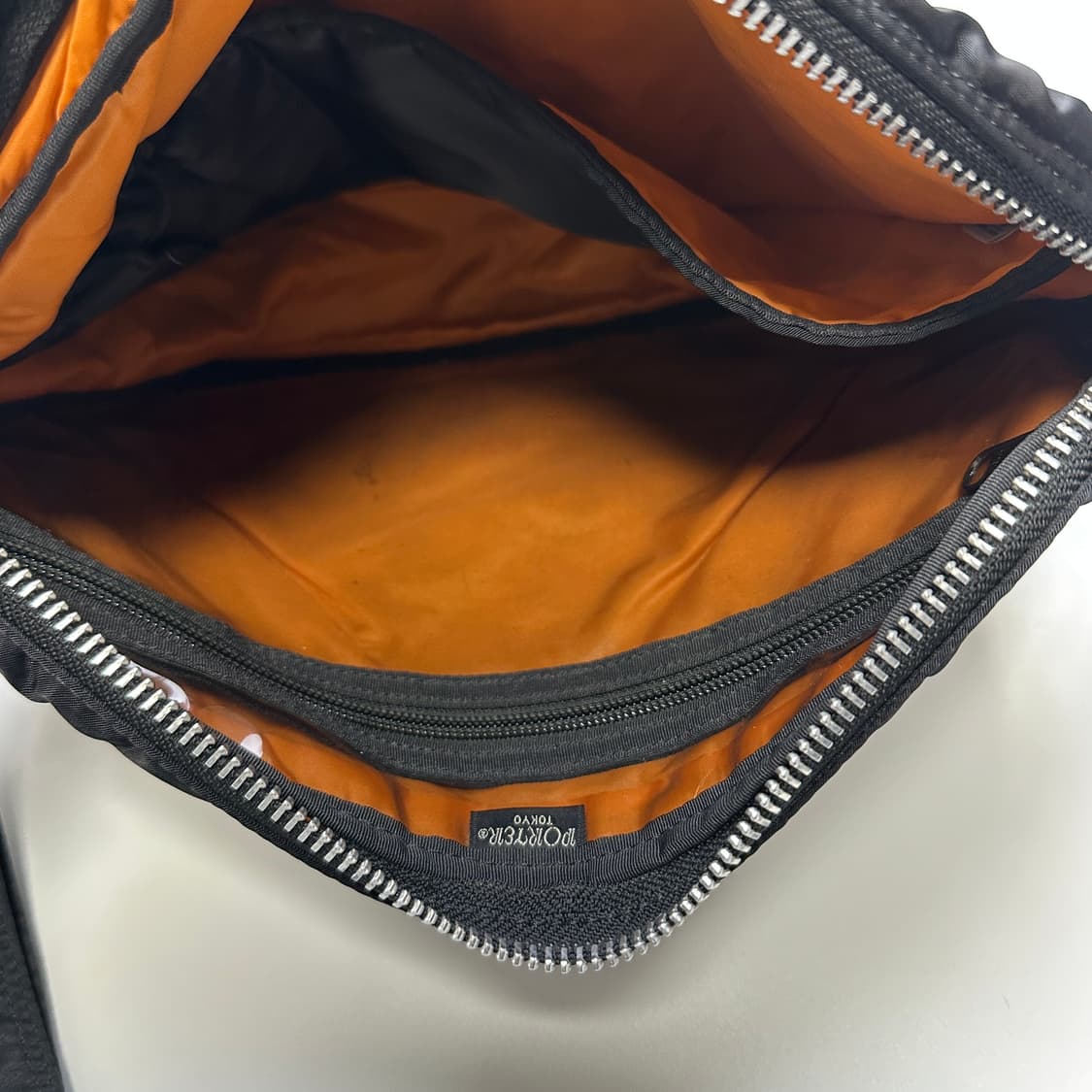 PORTER TANKER SHOULDER BAG 포터 탱커 숄더백 상품이미지7