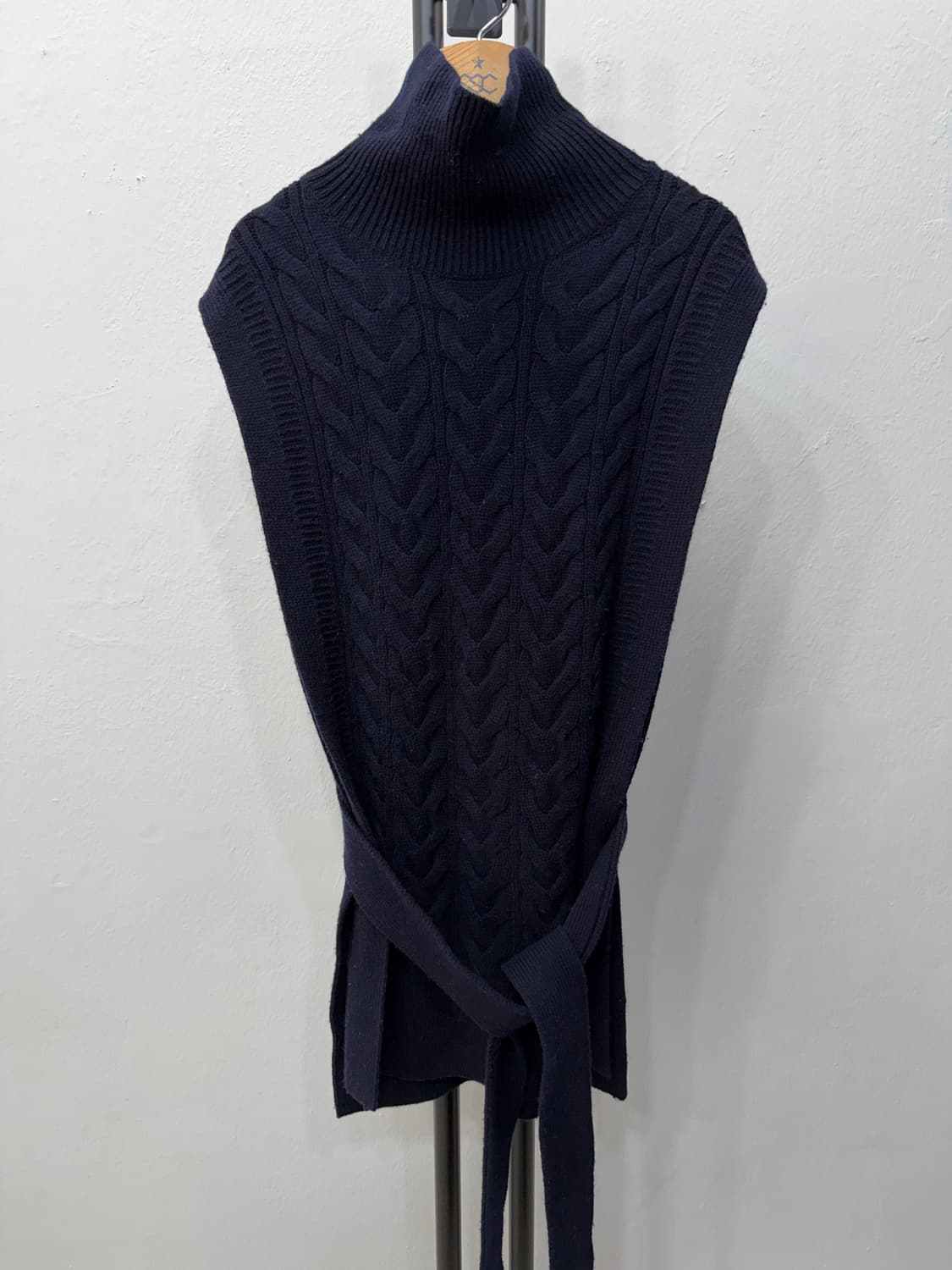 정품) COS 네이비 니트 랩 베스트 55 상품이미지1