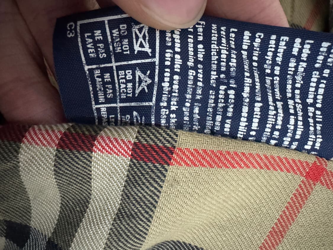 여성 버버리 런던 시그니처 노바체크 트렌치코트 상품이미지5