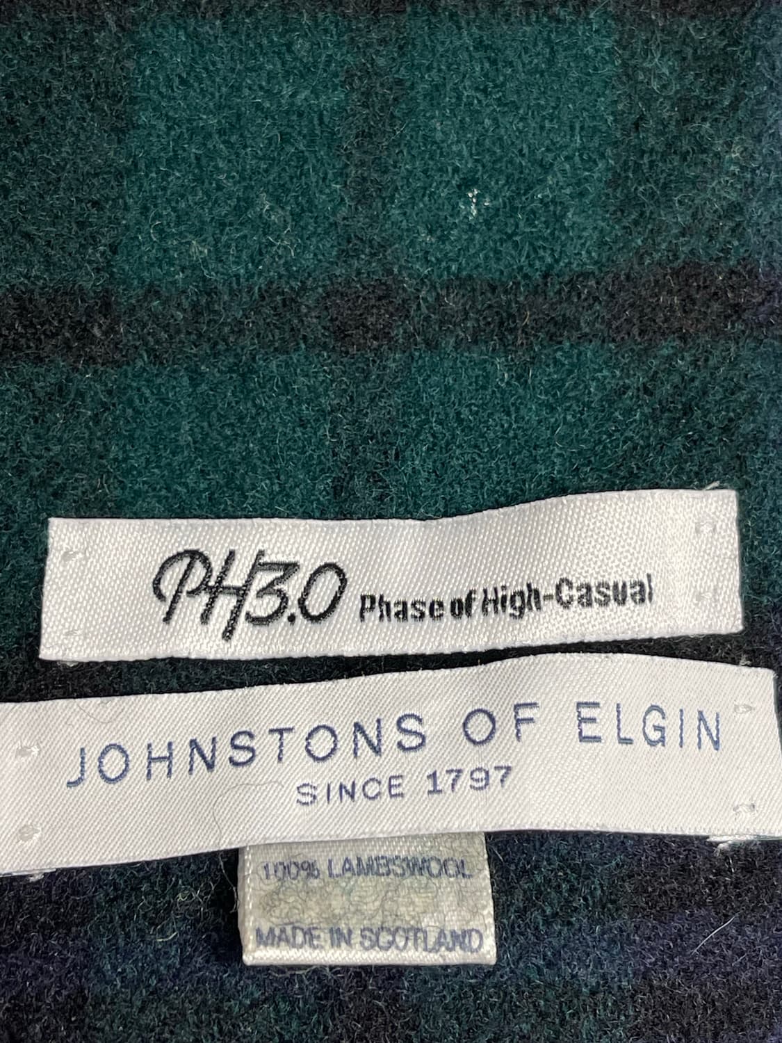 존스톤스 오브 엘긴 울100 블랙와치 슬림 머플러 상품이미지3