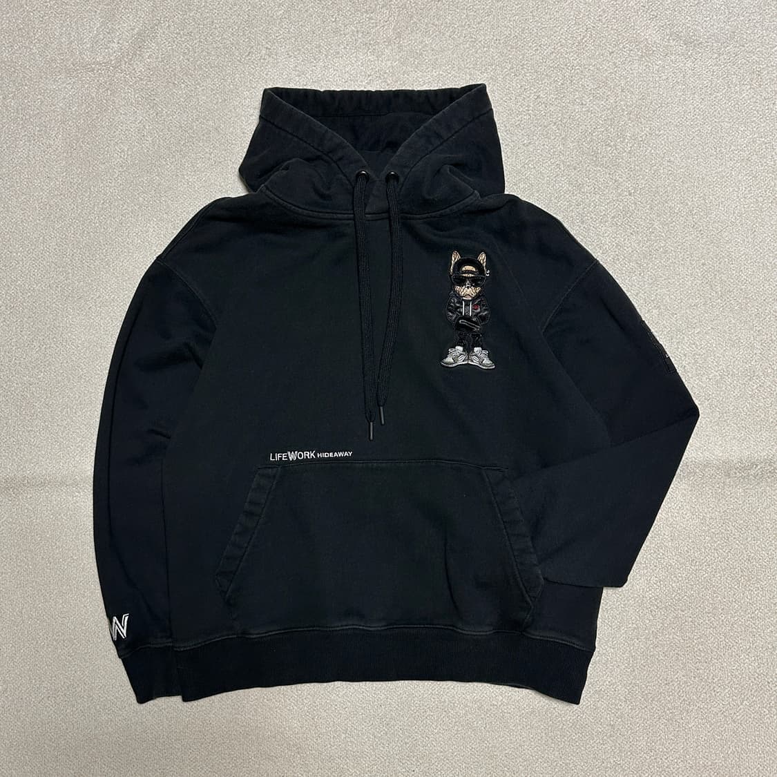 라이프워크 공용 볼캡힙독 후드 티셔츠 상품이미지1