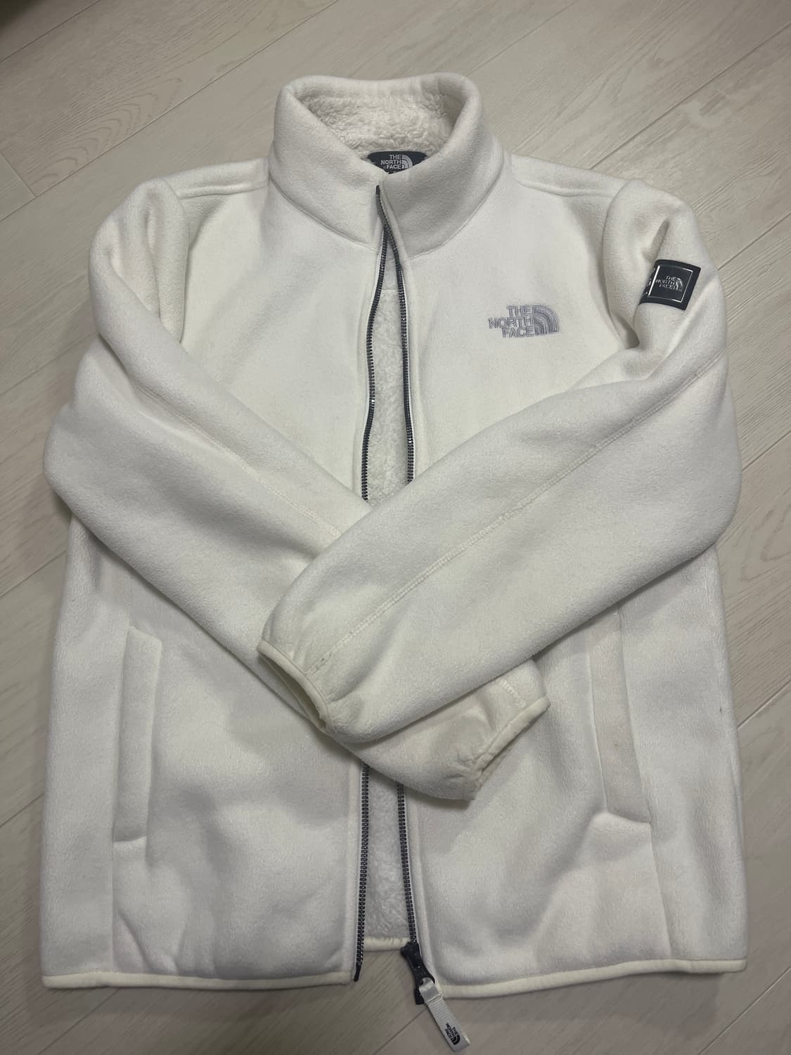 노스페이스 화이트 후리스  상품이미지2