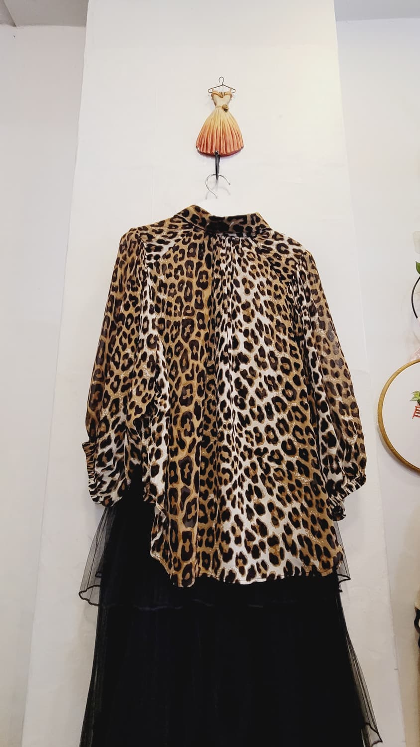 H&M 벌룬  레오파드 쉬폰 블라우스.캉캉 샤 스커트 상품이미지6