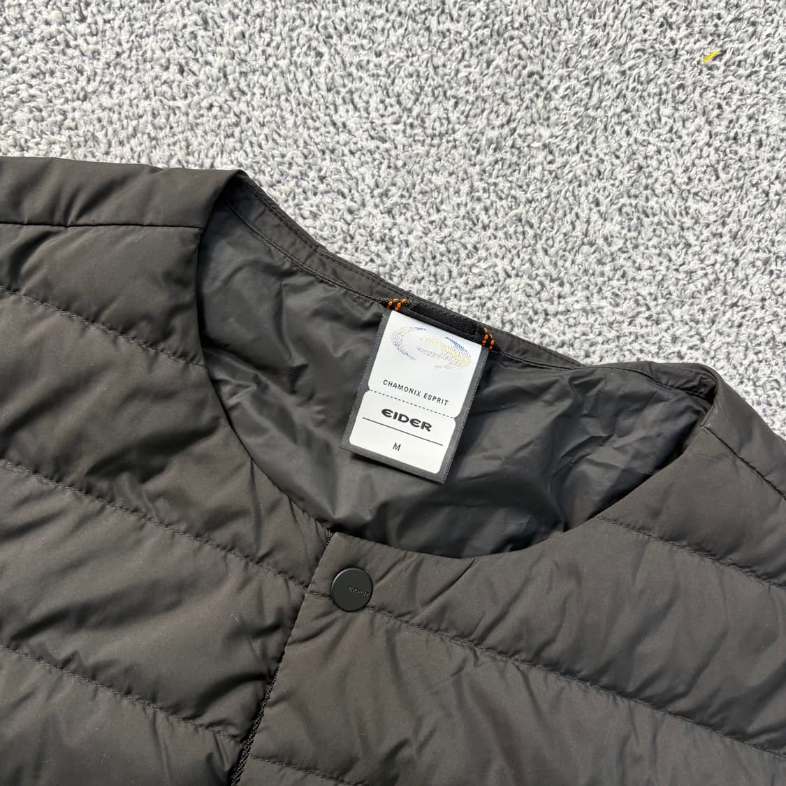 M 아이더 공용 경량 구스다운 자켓 반팔 0319J 상품이미지2