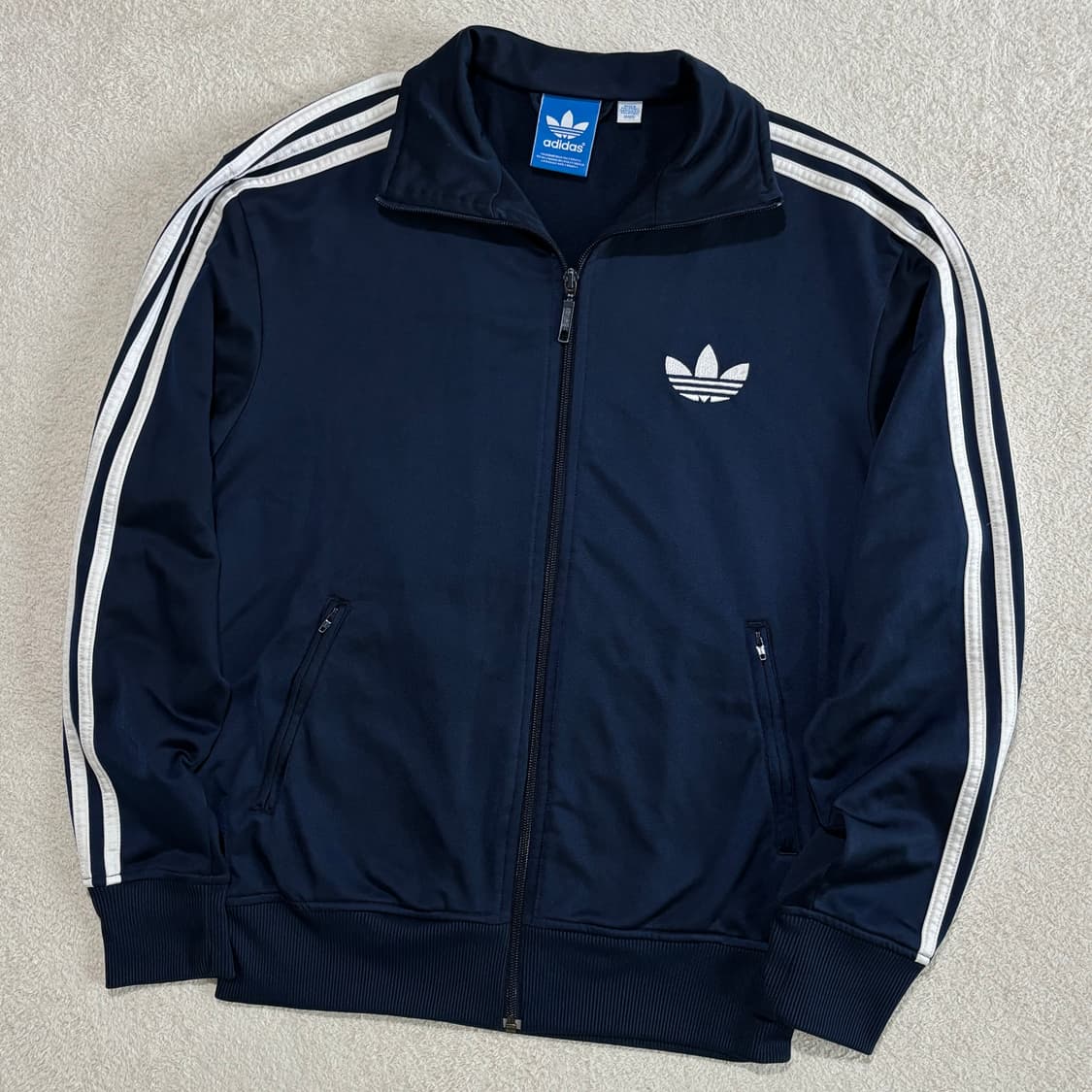 아디다스 구파이어버드 네이비 남흰 져지 상품이미지1