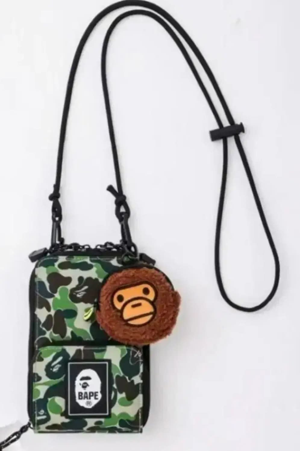 베이프 키링 포함 + 카모 미니백 크로스백 새상품 정품 상품이미지1
