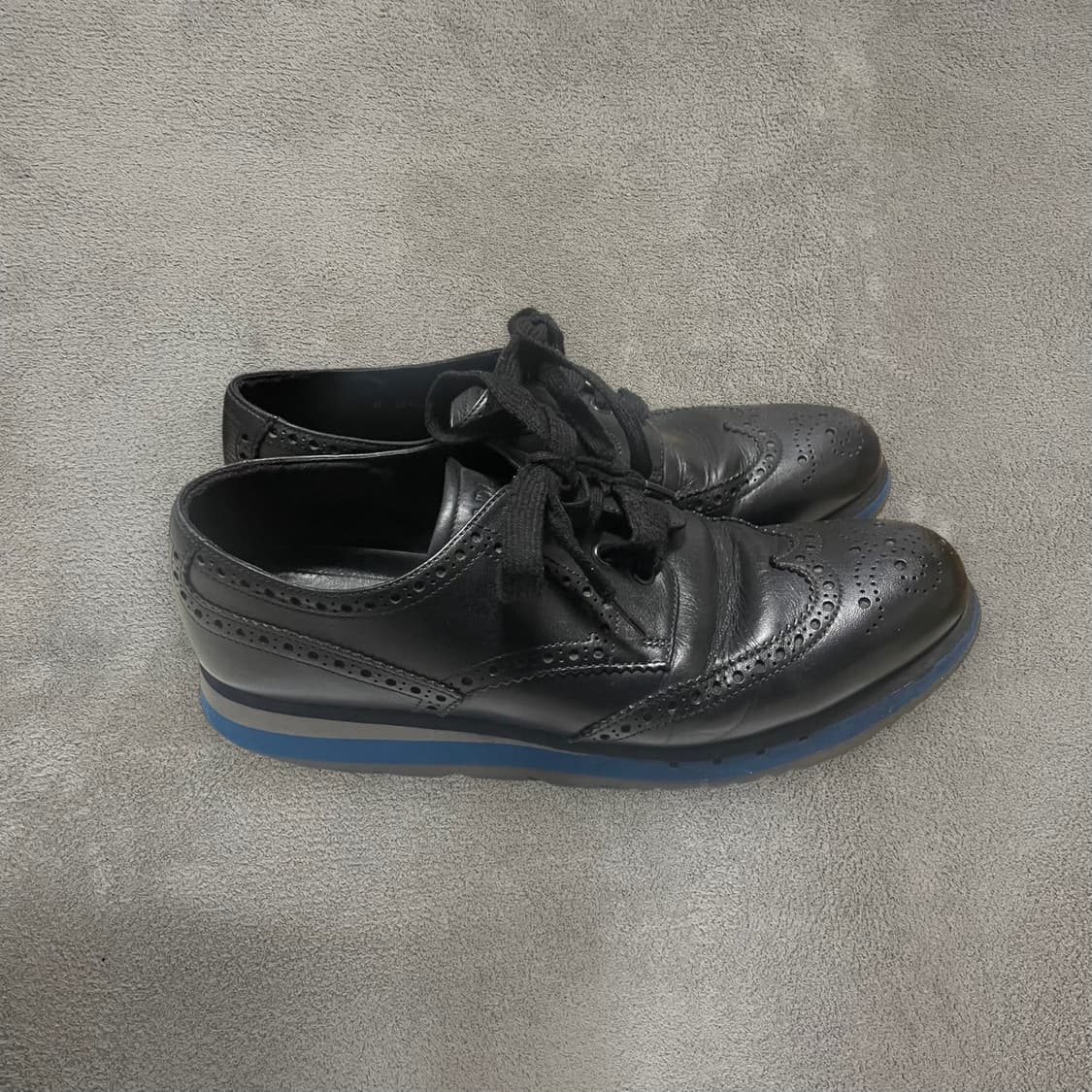 285) 프라다 스포츠 빈티지 레더 윙팁 스니커즈 신발 상품이미지4